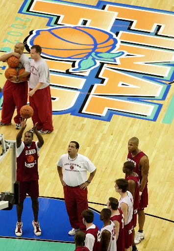 OU 2002 Final Four season 38